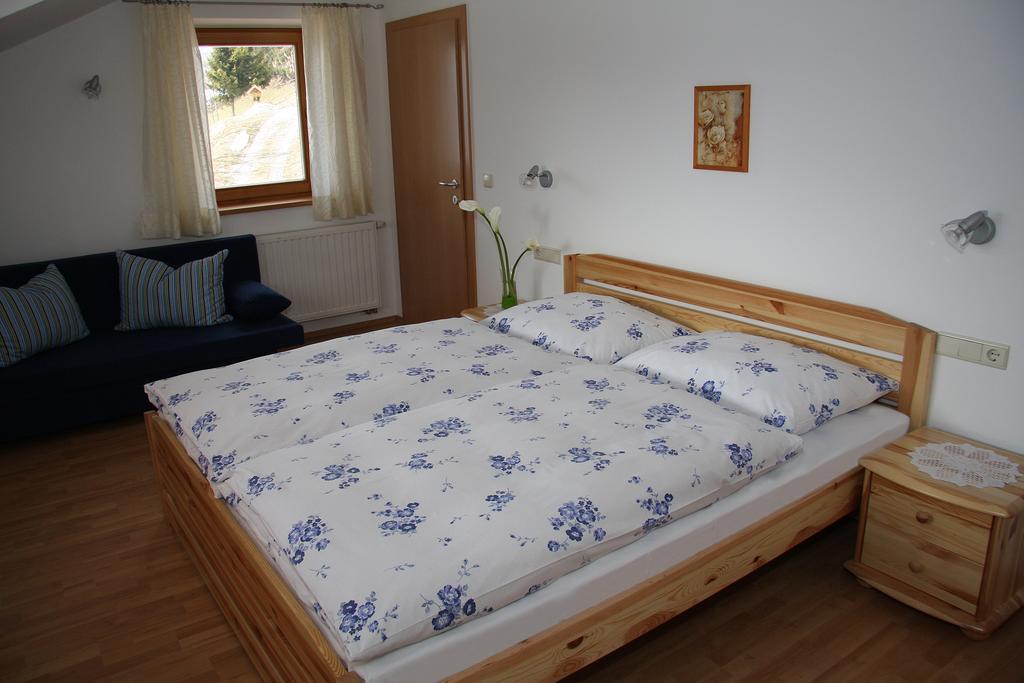 Steinerhof Apartment Dobbiaco Cameră foto